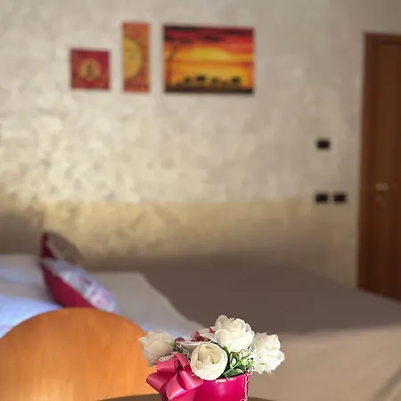Il Giardino Degli Aranci 3* נולה