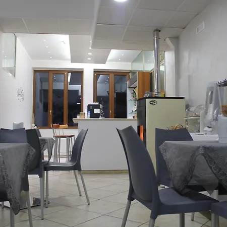 מלון Il Giardino Degli Aranci נולה
